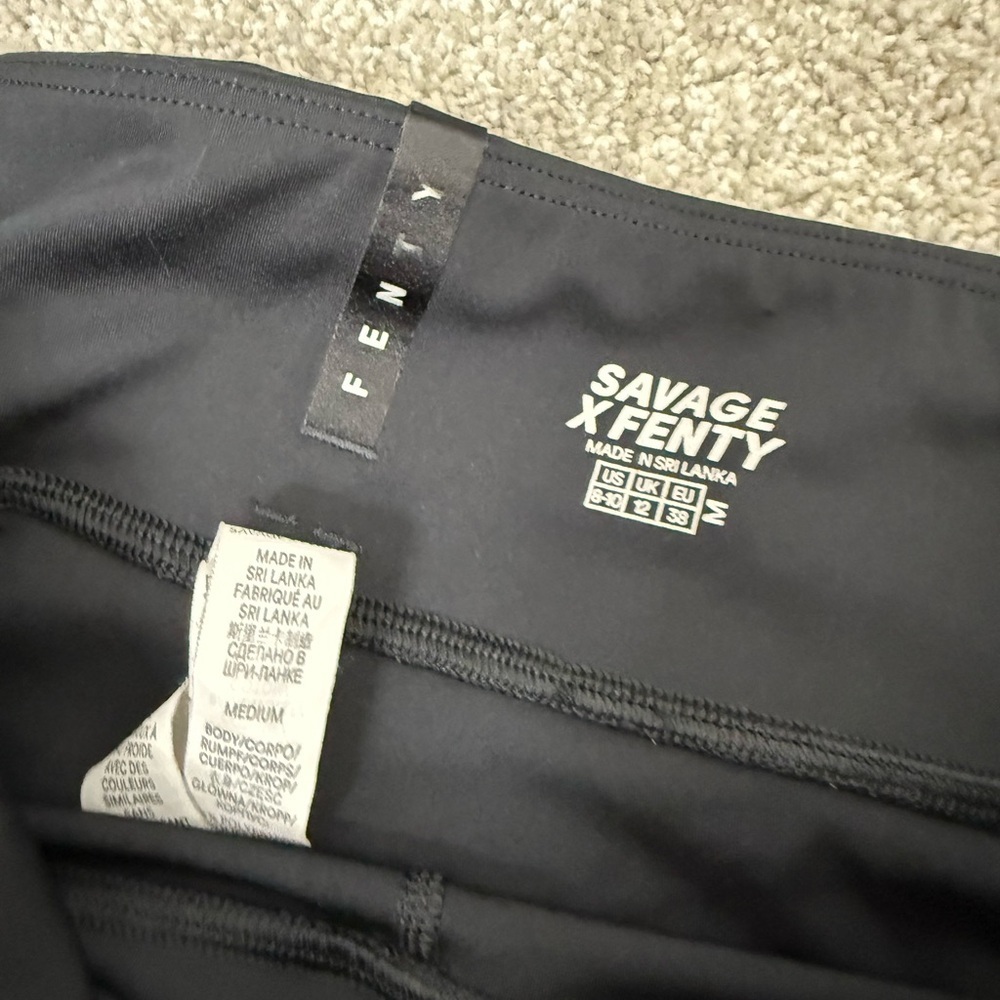 Savage X Fenty Black Leggings - Picture 4 of 4